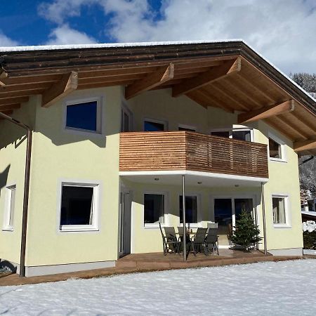 Villa Deningfeld นอยเคียร์เชน อัม โกรสเวเนดิเกอร์ ภายนอก รูปภาพ