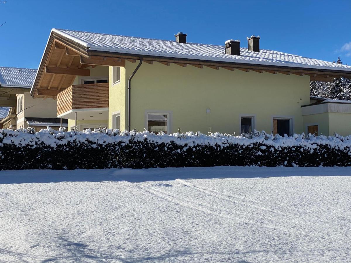 Villa Deningfeld นอยเคียร์เชน อัม โกรสเวเนดิเกอร์ ภายนอก รูปภาพ
